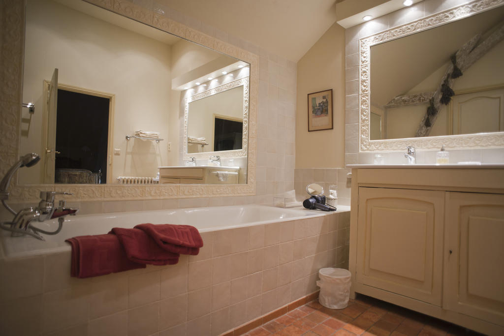 Bed and Breakfast Manoir Du Bois Noblet Louerre Exterior foto