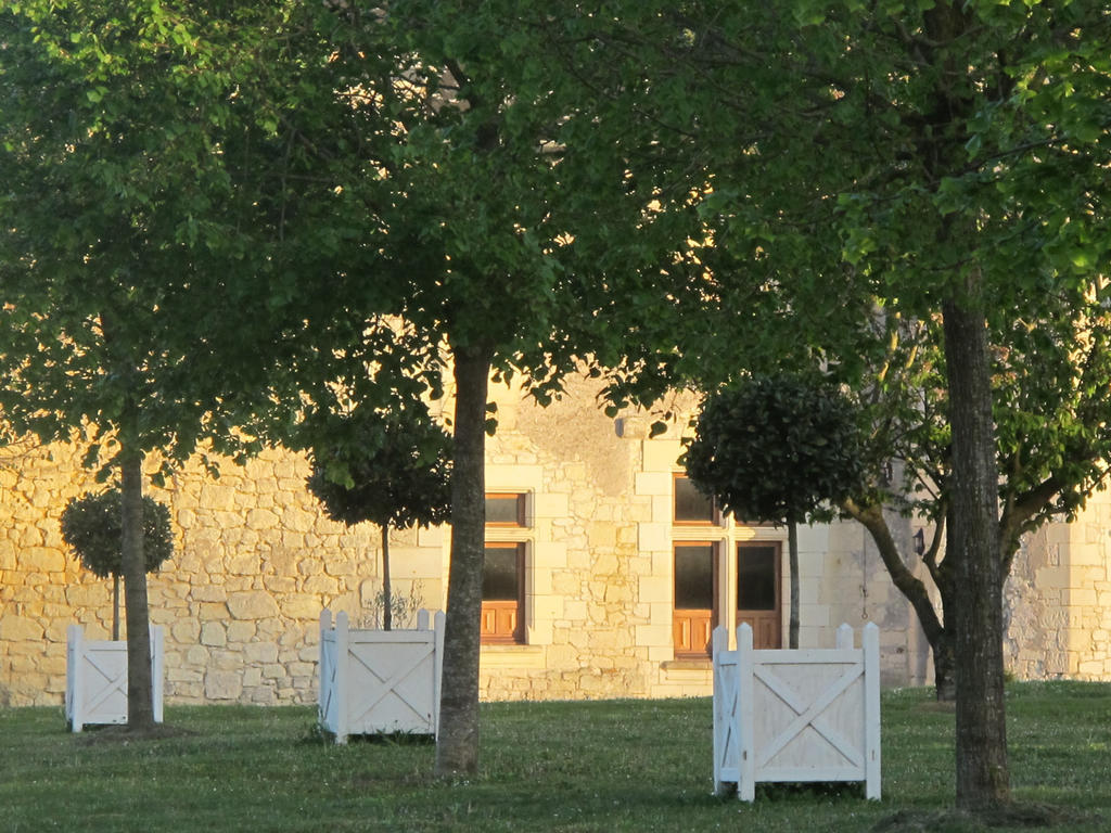 Bed and Breakfast Manoir Du Bois Noblet Louerre Exterior foto